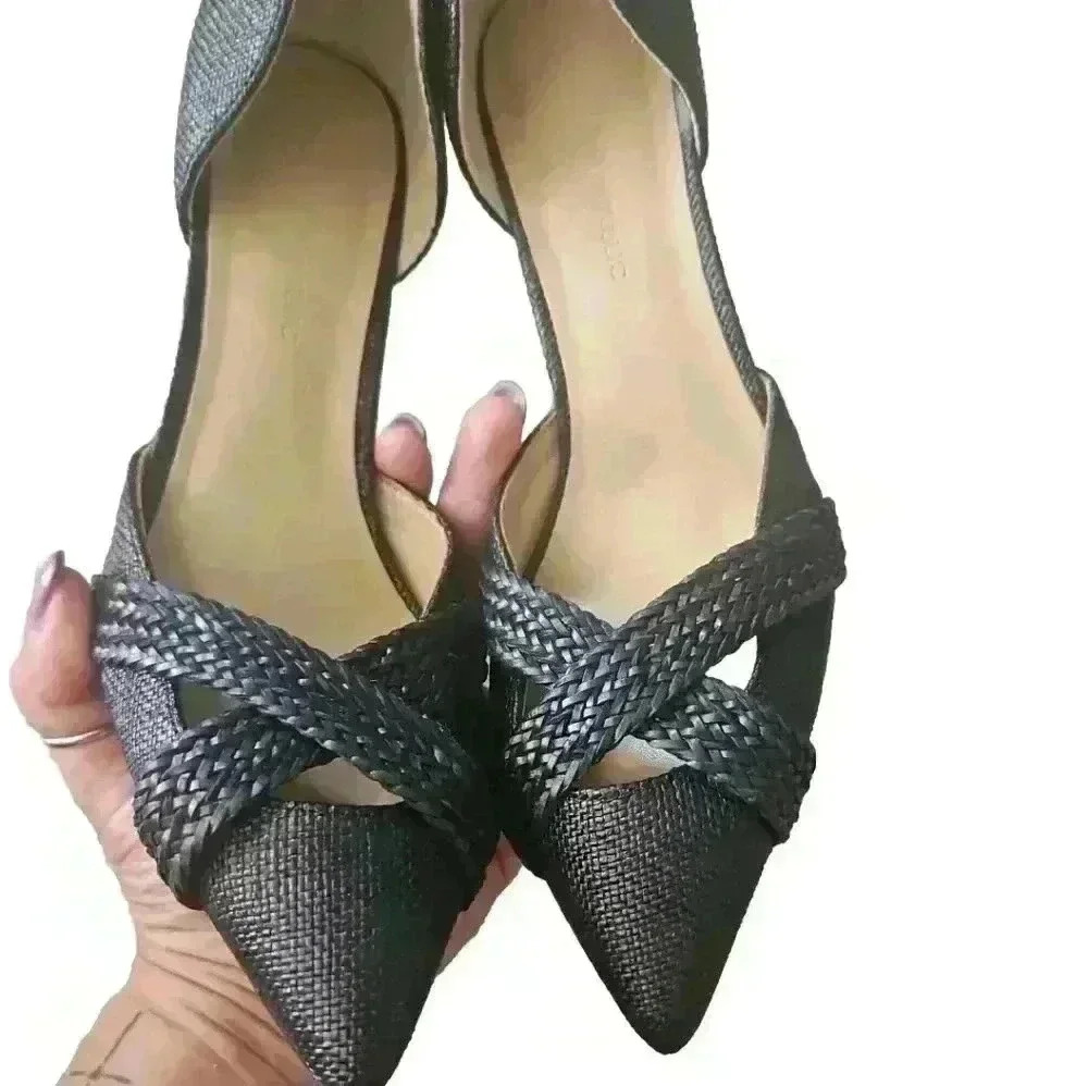 Banana Republic Black Heels with Sophisticated Cut-Out Design - Picture 9 of 14